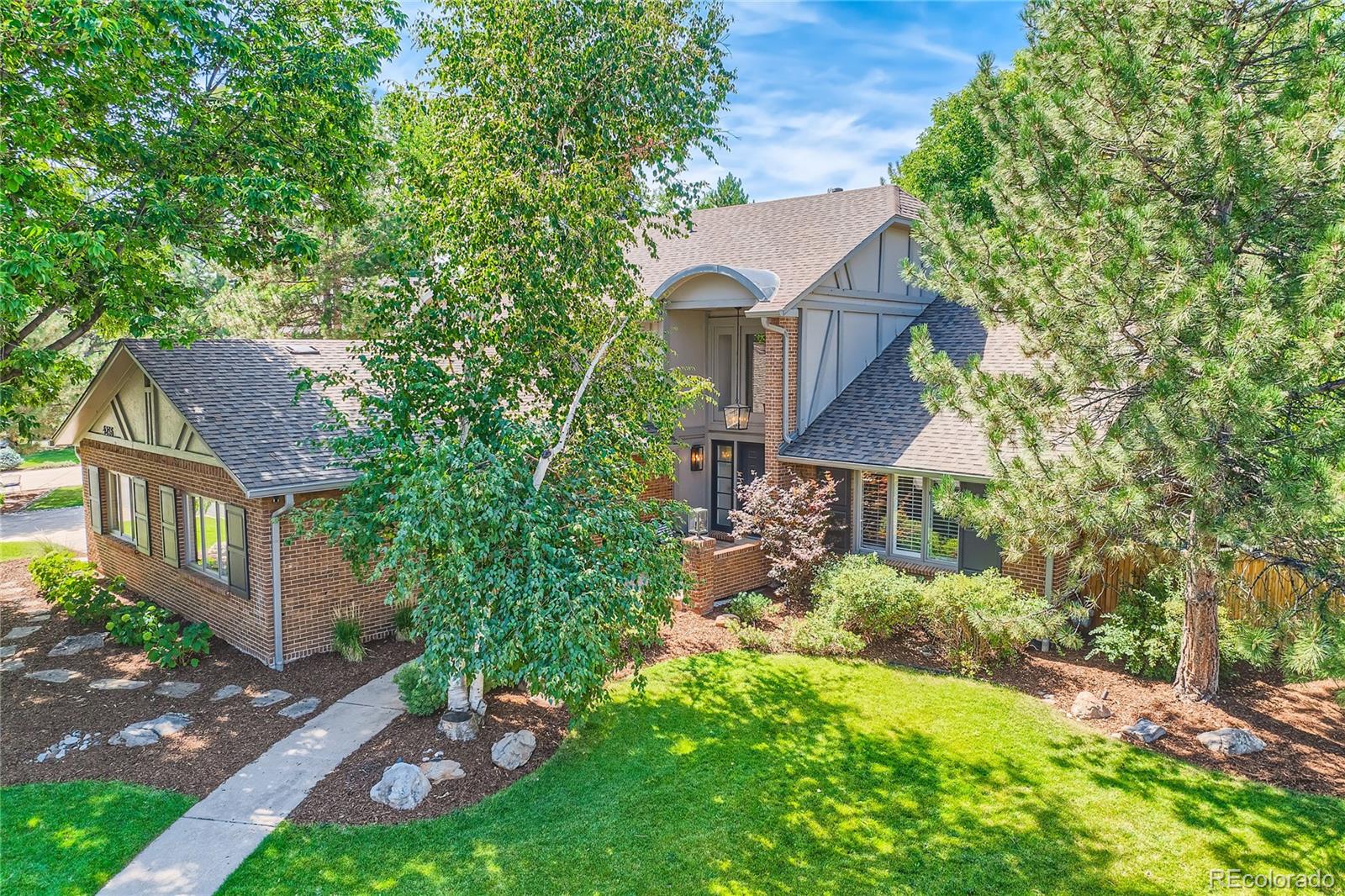 Lake Cir, Littleton, CO 80123