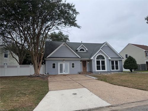 3024 Red Maple Ln, Virginia Beach, VA, 23452-6795 | Card Image