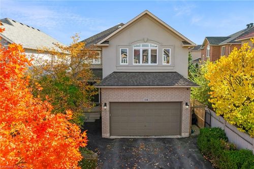 114 Armour Cres, Ancaster, ON, L9K1R9 | Card Image