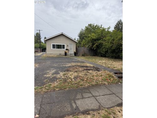 736 5th St, Springfield, OR, 97477-3956 | Card Image