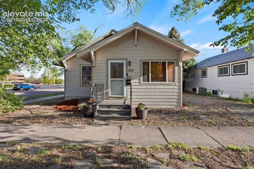 229 E Washington St, Colorado Springs, CO, 80907-6924 | Card Image