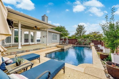 4200 Vista Corta, Lago Vista, TX, 78645-6235 | Card Image