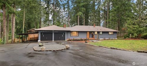 27239 208th Ave Se, Maple Valley, WA, 98038-3101 | Card Image