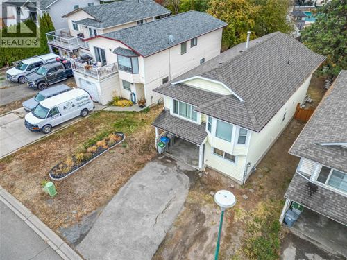 2051 Gladstone Dr, Kamloops, BC, V2E2B9 | Card Image