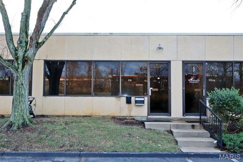 4-410 Sovereign Ct, Ballwin, MO, 63011-4400 | Card Image