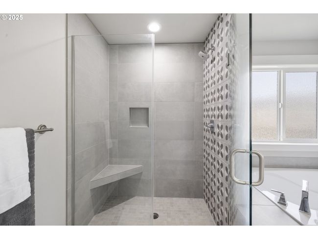 21338 Sw Simon Ter, House other with 5 bedrooms, 3 bathrooms and 2 parking in Sherwood OR | Image 28
