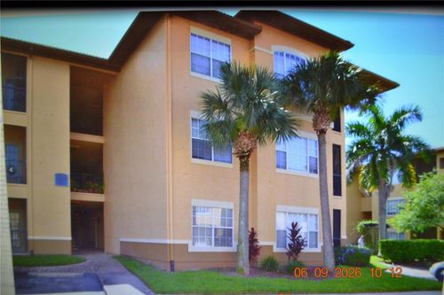 206-4323 Bayside Village Dr, TAMPA, FL, 33615-5584 | Card Image