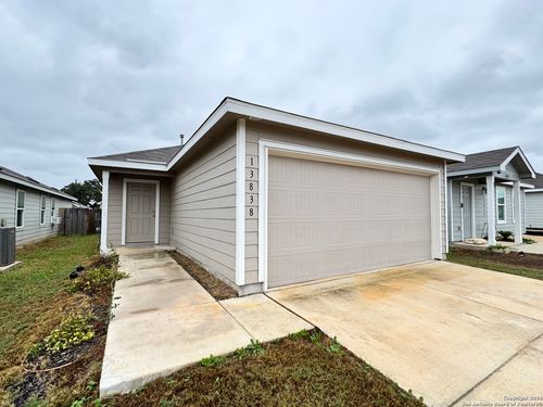 13838 Ostrich Run, San Antonio, TX, 78252-4551 | Card Image