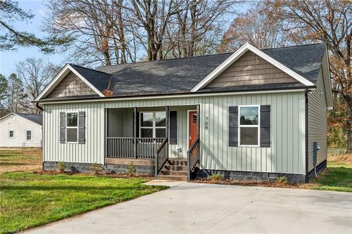 708 Ferndale Dr, Thomasville, NC, 27360-5436 | Card Image