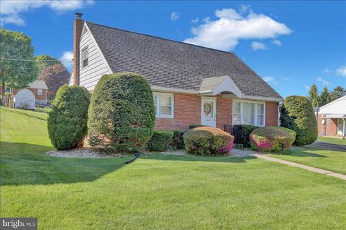 836 Rhodora Ave, READING, PA, 19605-1324 | Card Image