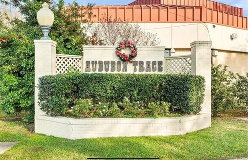 2912-2912 Audubon Trce, Jefferson, LA, 70121-1562 | Card Image