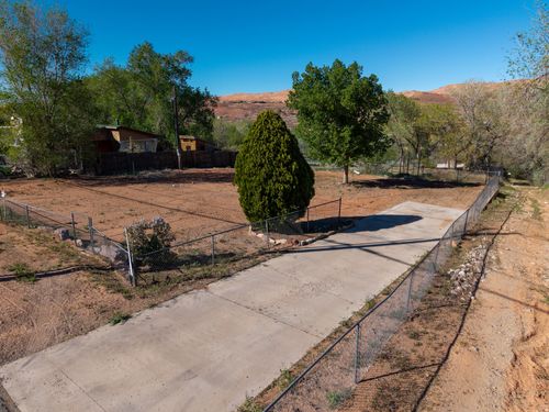 1931 Spanish Valley Dr, Moab, UT, 84532-3222 | Card Image