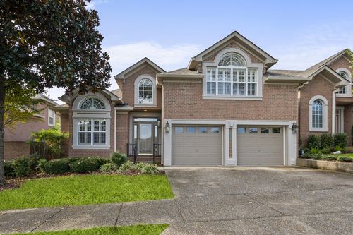 1032 Golf Club Cir W, Hendersonville, TN, 37075-8890 | Card Image