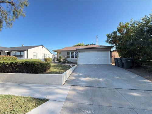 2708 Yearling St, Lakewood, CA, 90712-2919 | Card Image