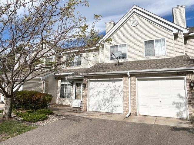 Troon Ct, Saint Paul, MN 55125
