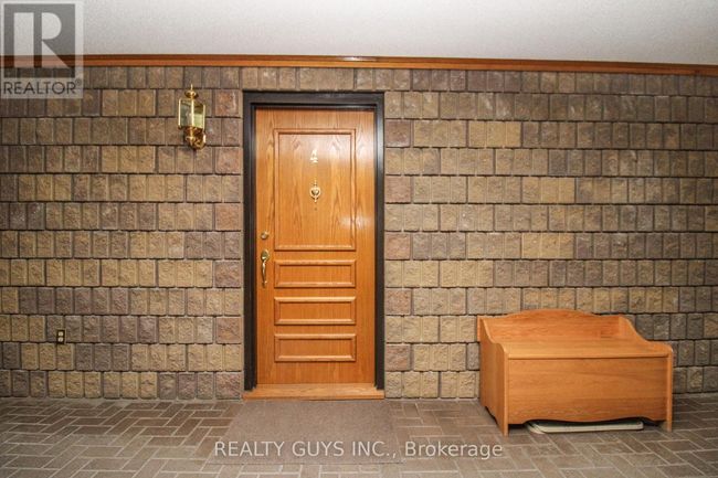 4 - 693 Whitaker St, Townhouse with 2 bedrooms, 2 bathrooms and 1 parking in Peterborough ON | Image 8