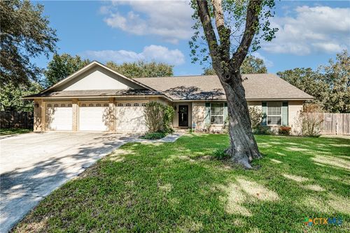 214 Oldtowne Road, Seguin, TX, 78155 | Card Image