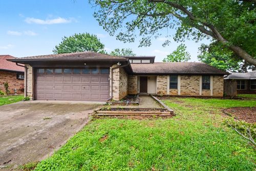 1562 Tiffany Forest Lane, Grapevine, TX, 76051 | Card Image