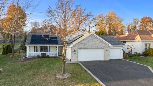 6618 Deer Isle Dr, Cherry Valley, IL, 61016-9146 | Card Image