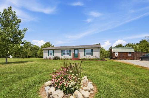 1450 Staunton Sugar Grove Rd, Washington Court House, OH, 43160-9740 | Card Image