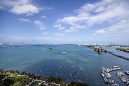 3801-1750 Bayshore Dr, Miami, FL, 33132-3214 | Card Image