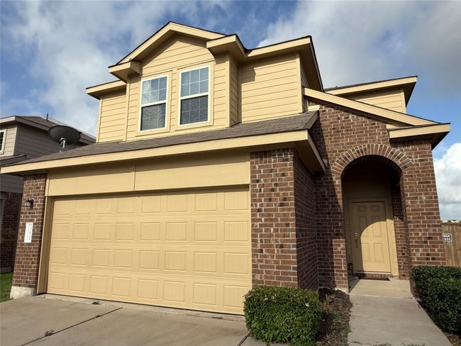 37E - 352 Circle Way, House other with 3 bedrooms, 3 bathrooms and 2 parking in Jarrell TX | Image 37