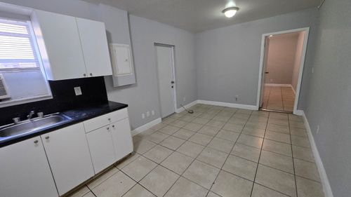 6-1012 Nw 2nd Ave, Hallandale Beach, FL, 33009-2302 | Card Image