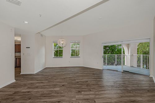 apt-218-11605 Nw 89th St, Doral, FL, 33178-1786 | Card Image