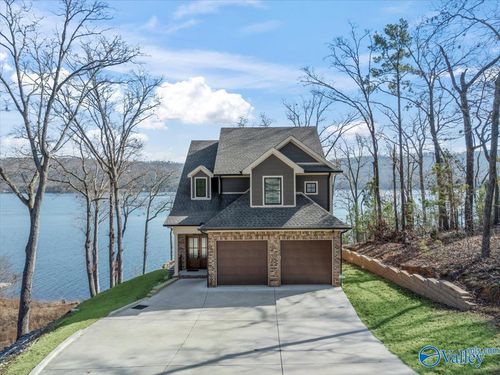 47 Heritage Ct, Scottsboro, AL, 35769-7934 | Card Image
