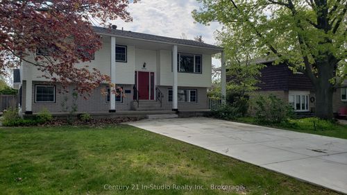 696 Christopher Dr, Port Elgin, ON, N0H2C3 | Card Image
