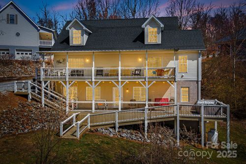 39 Susannah Ct, Lake Junaluska, NC, 28745-8784 | Card Image
