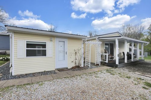 24 Maple Ave, Thornville, OH, 43076-8873 | Card Image