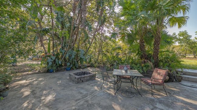 2230 Myakka Rd, House other with 2 bedrooms, 1 bathrooms and null parking in Sarasota FL | Image 48