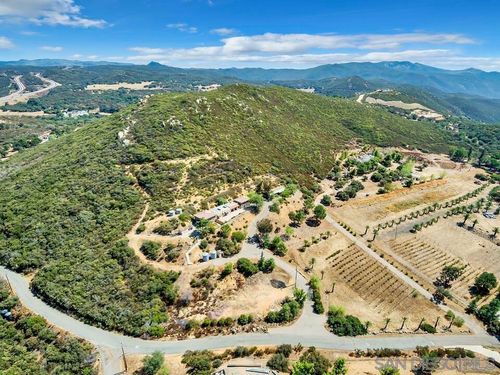 23611 Old Ranch Rd, Alpine, CA, 91901 | Card Image