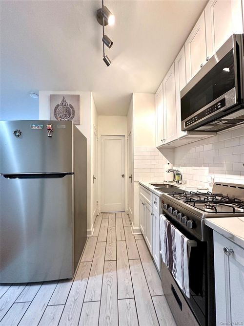 1e-101 Ellwood Ave, Mount Vernon, NY, 10552-3426 | Card Image