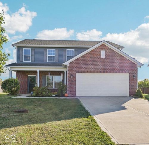 1749 N Creekwater Pass, Greenfield, IN, 46140-1281 | Card Image
