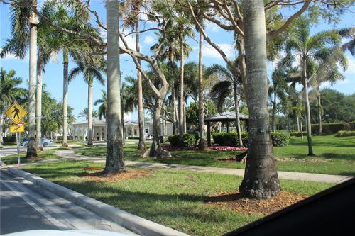 3211 Se 6th St, Homestead, FL, 33033-7228 | Card Image