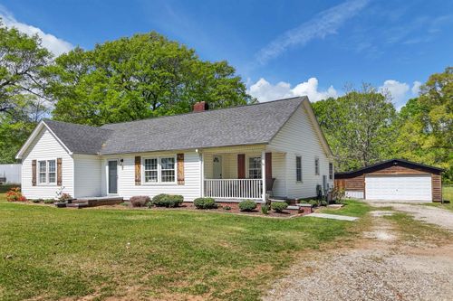 912 Dillon St, chesnee, SC, 29323-1636 | Card Image