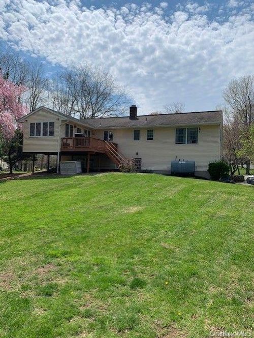 14 Woodcock Rd, Monroe, NY, 10950-5639 | Card Image