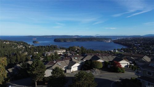 3240 Fieldstone Way, Nanaimo, BC, V9T5V2 | Card Image