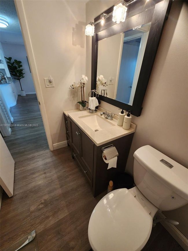 APT-103D - 3930 Inverrary Blvd, Condo with 2 bedrooms, 2 bathrooms and null parking in Lauderhill FL | Image 31