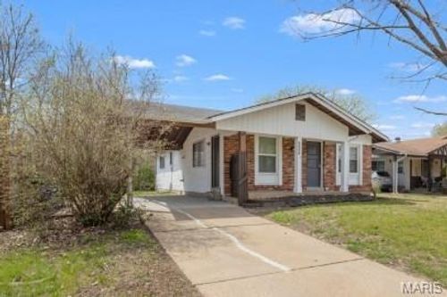 1114 Ransome Ct, Florissant, MO, 63031-1314 | Card Image