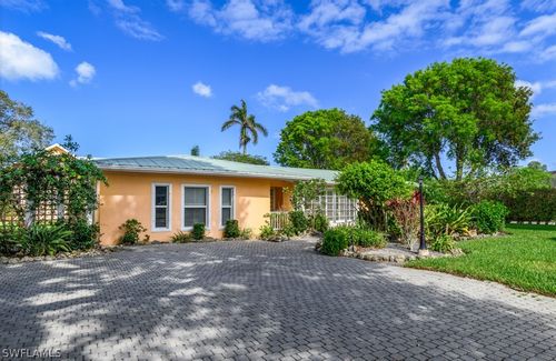 737 Mooring Line Dr, NAPLES, FL, 34102-4750 | Card Image