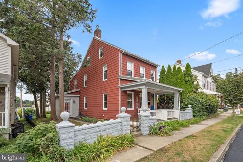 1433 Chelsea Ave, BETHLEHEM, PA, 18018-2401 | Card Image