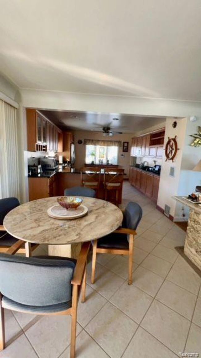 32241 N River Rd, House other with 3 bedrooms, 2 bathrooms and null parking in Harrison Twp MI | Image 12