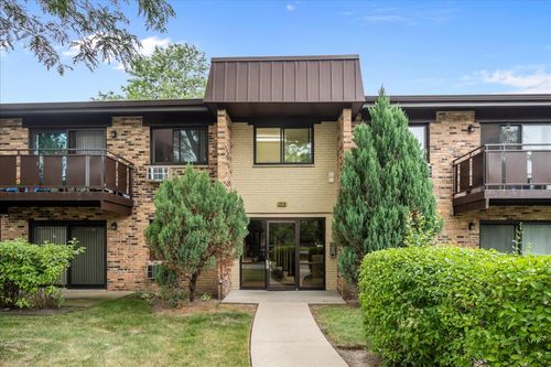 unit-102-2618 N Windsor Dr, Arlington Heights, IL, 60004-2735 | Card Image