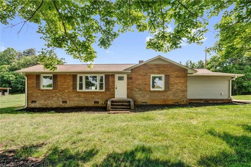 4470 Nc 8 Hwy N, Danbury, NC, 27016-7107 | Card Image