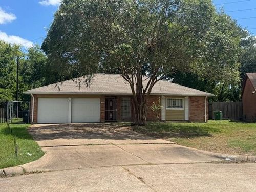 4602 Dalmatian Dr, Houston, TX, 77045-6119 | Card Image