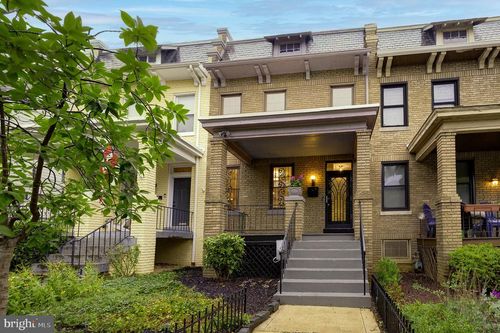 1717 2nd St Nw, WASHINGTON, DC, 20001-1883 | Card Image