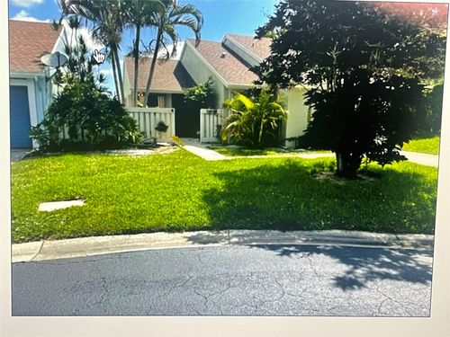 5675 Northpointe Ln, Boynton Beach, FL, 33437-2019 | Card Image